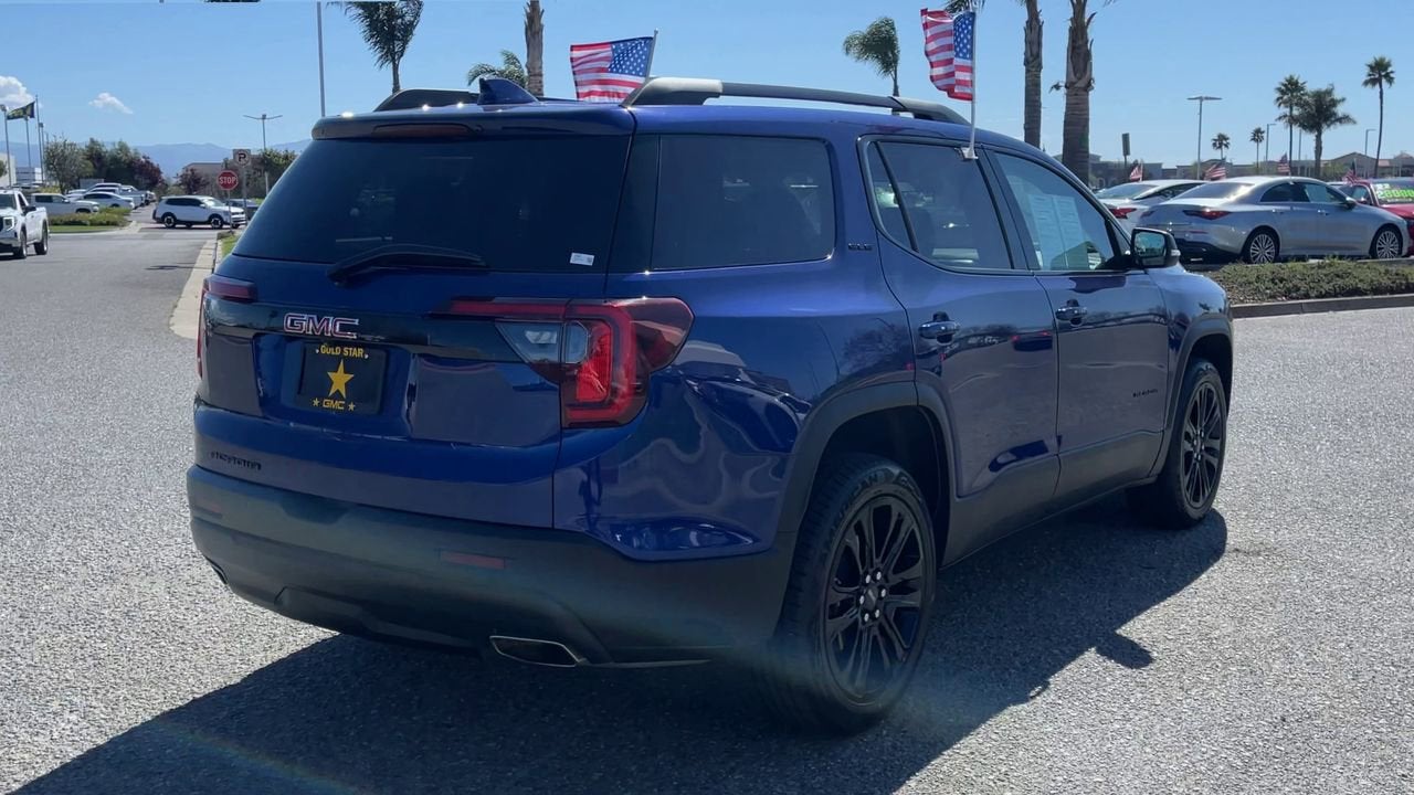 2023 GMC Acadia SLE