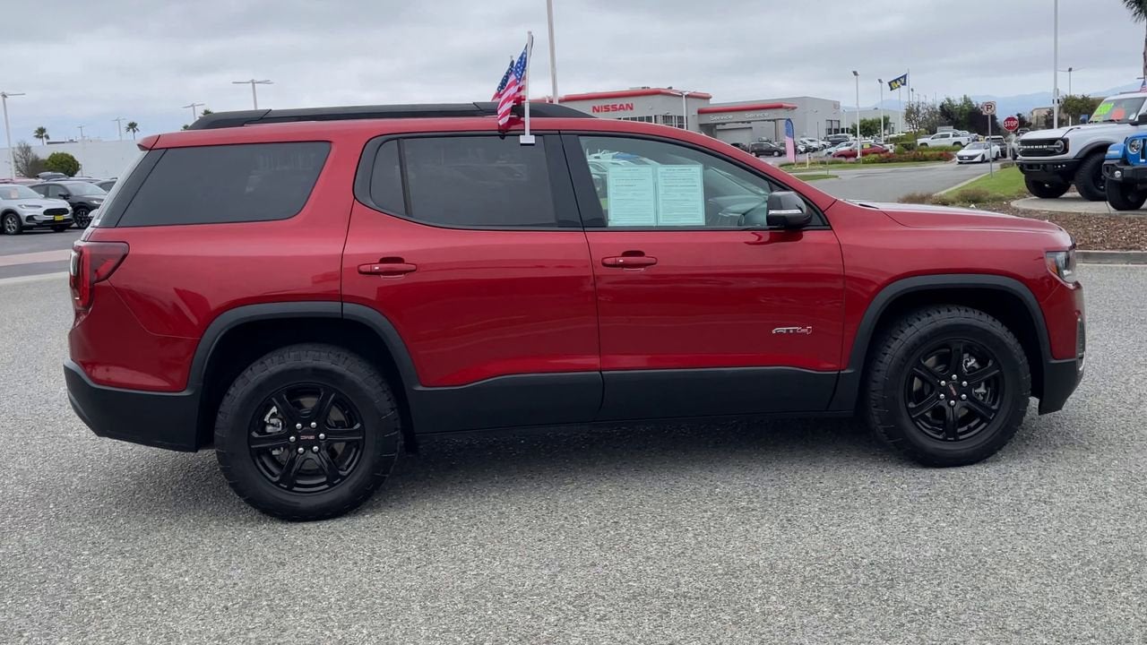 2023 GMC Acadia AT4