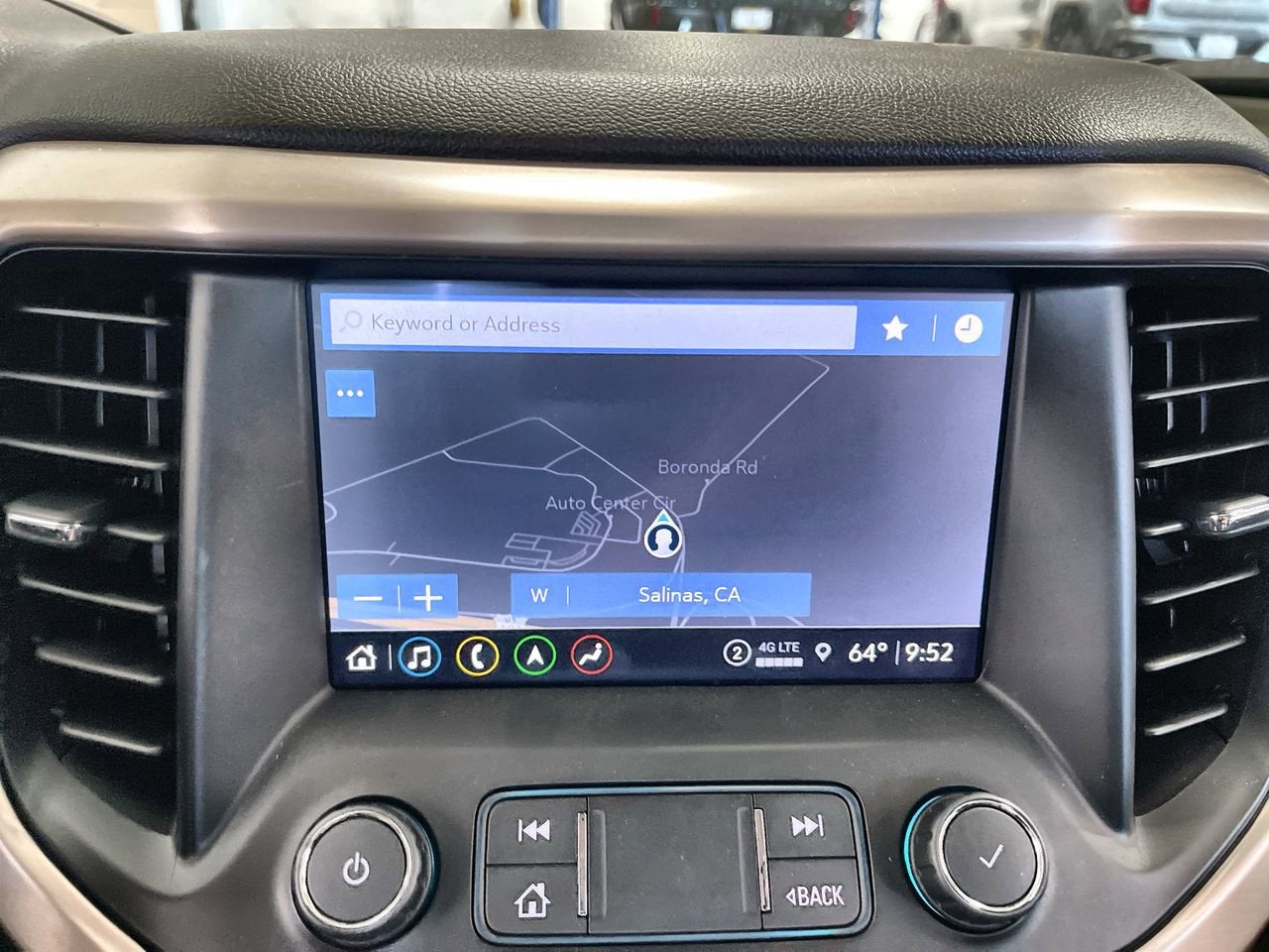 2022 GMC Acadia Denali