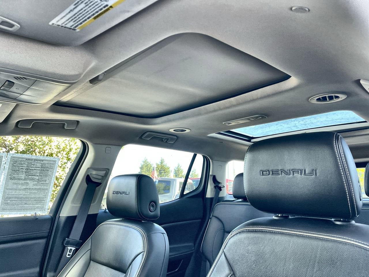 2022 GMC Acadia Denali