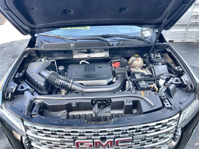 2022 GMC Acadia Denali