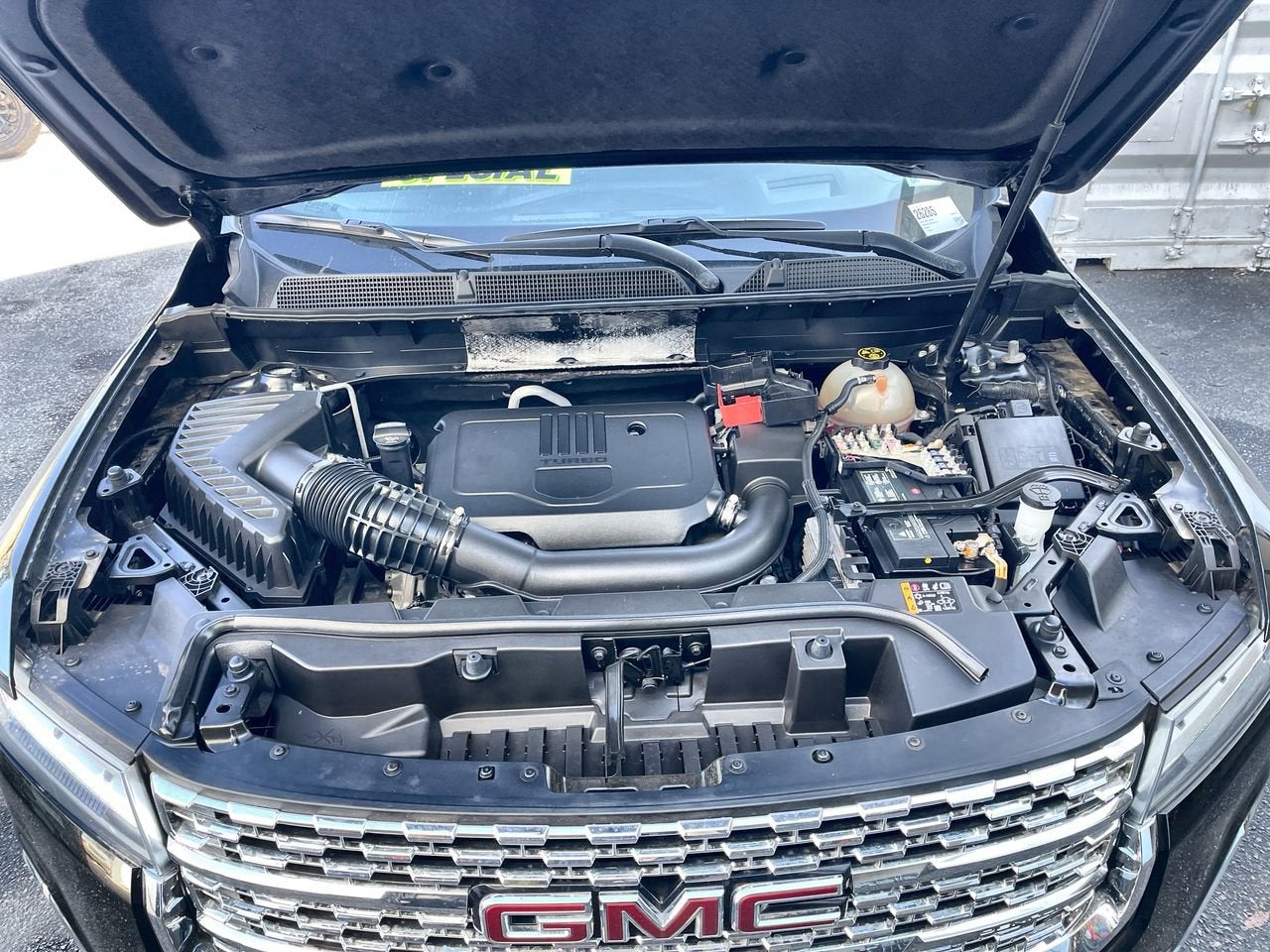 2022 GMC Acadia Denali