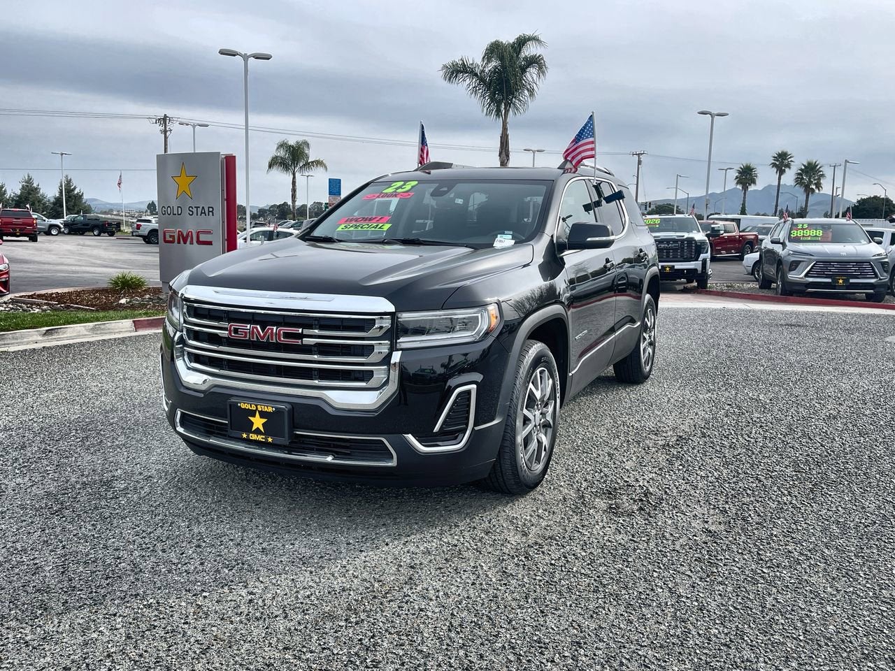 2023 GMC Acadia SLE