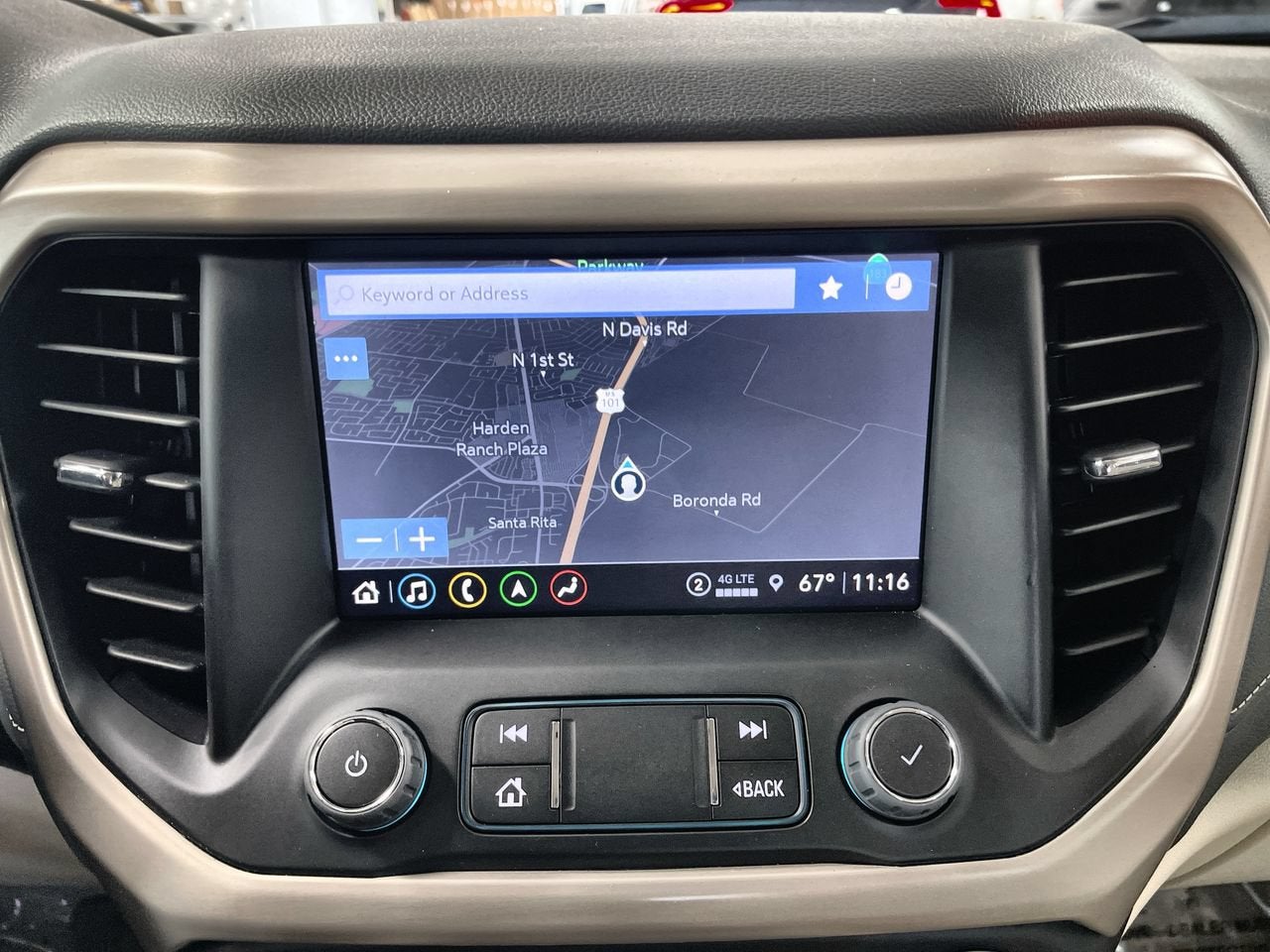 2023 GMC Acadia Denali