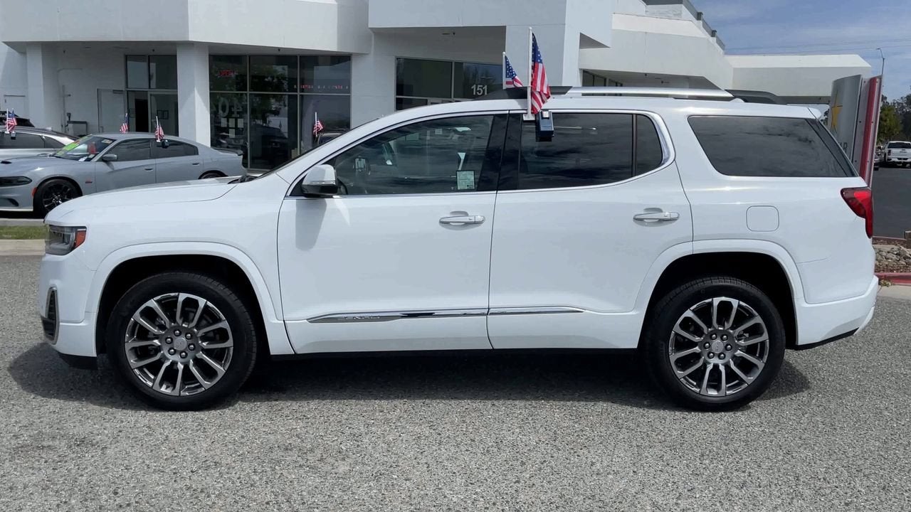 2023 GMC Acadia Denali