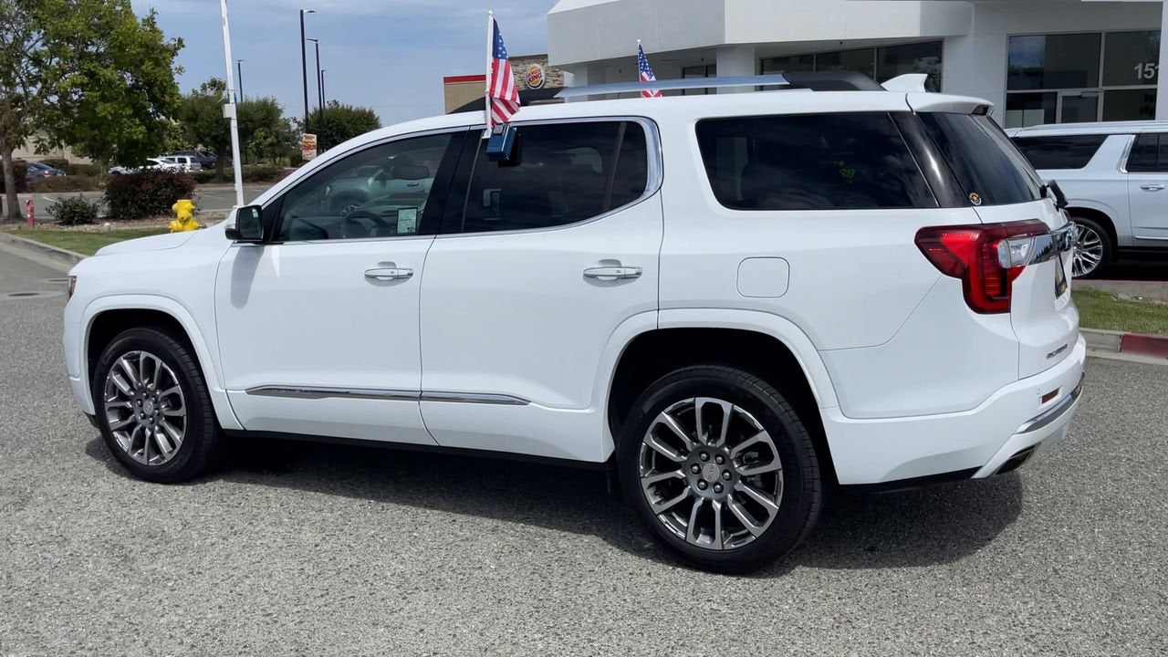 2023 GMC Acadia Denali