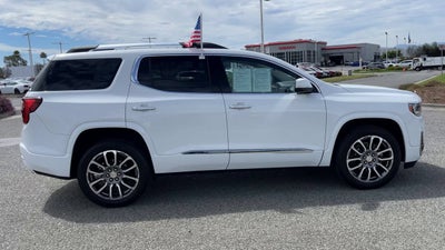 2023 GMC Acadia Denali