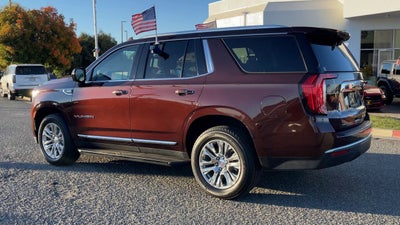 2023 GMC Yukon SLT