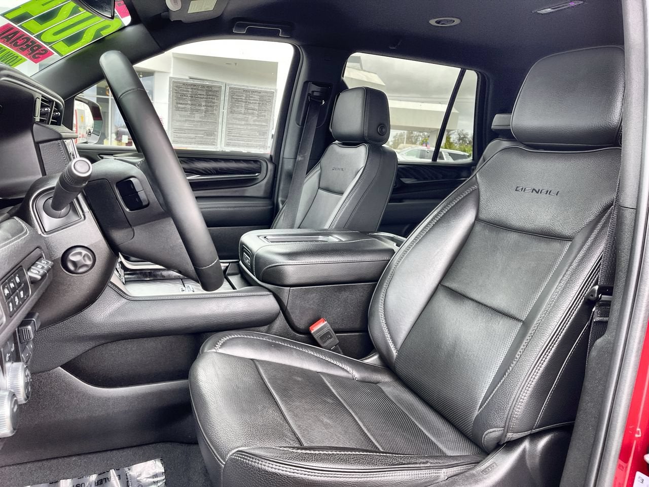 2024 GMC Yukon Denali