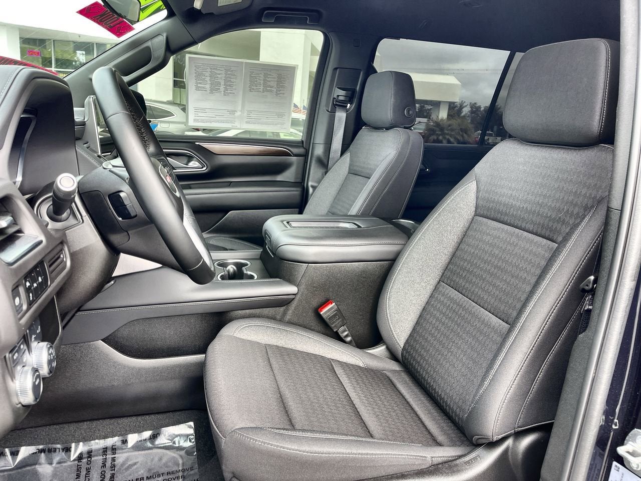 2024 GMC Yukon XL SLE