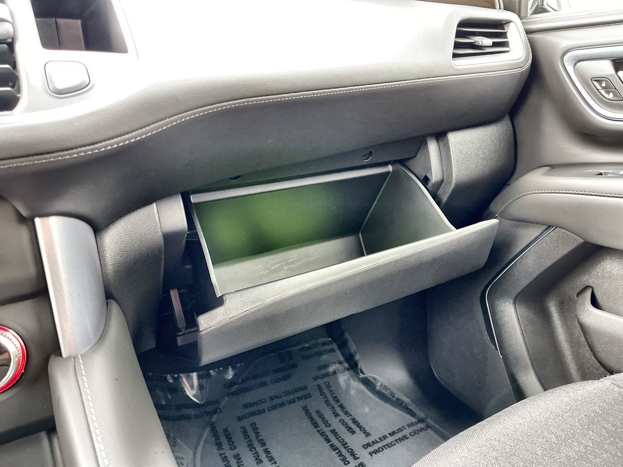 2024 GMC Yukon XL SLE