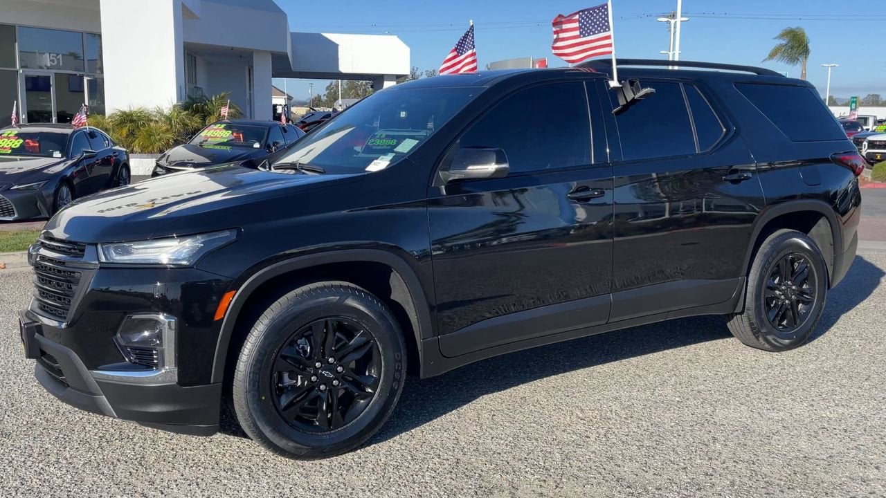 2023 Chevrolet Traverse LT Cloth