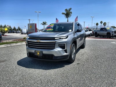 2025 Chevrolet Traverse LT