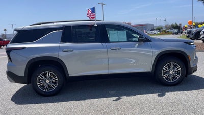 2025 Chevrolet Traverse LT