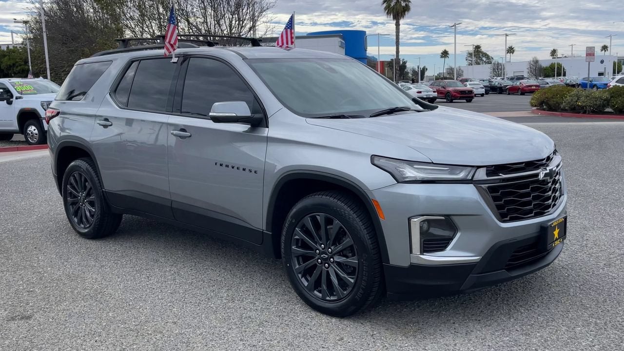 2023 Chevrolet Traverse RS