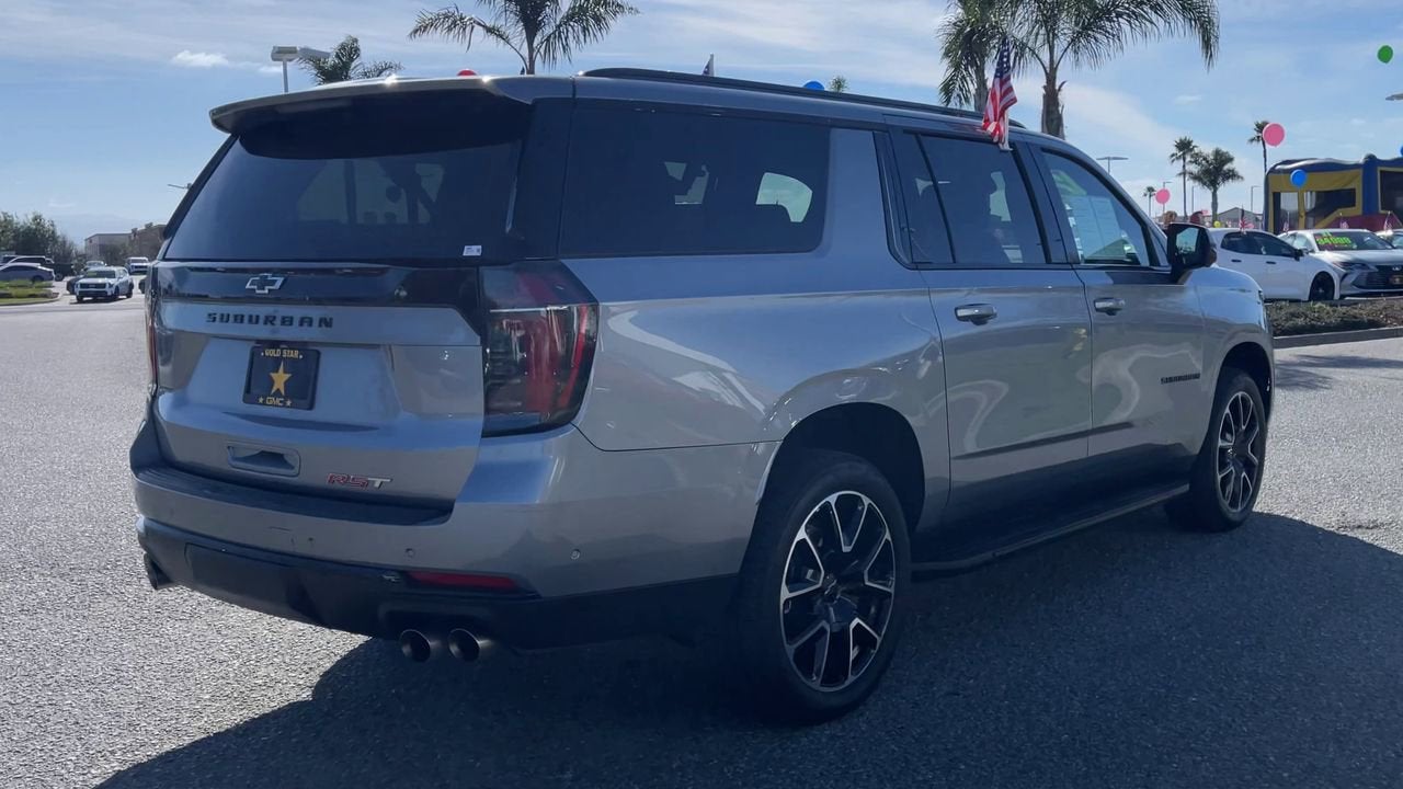 2025 Chevrolet Suburban RST