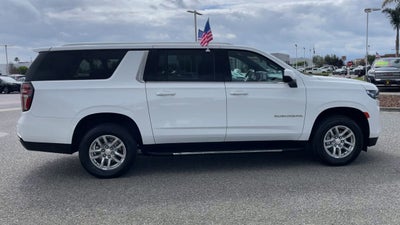 2024 Chevrolet Suburban LT