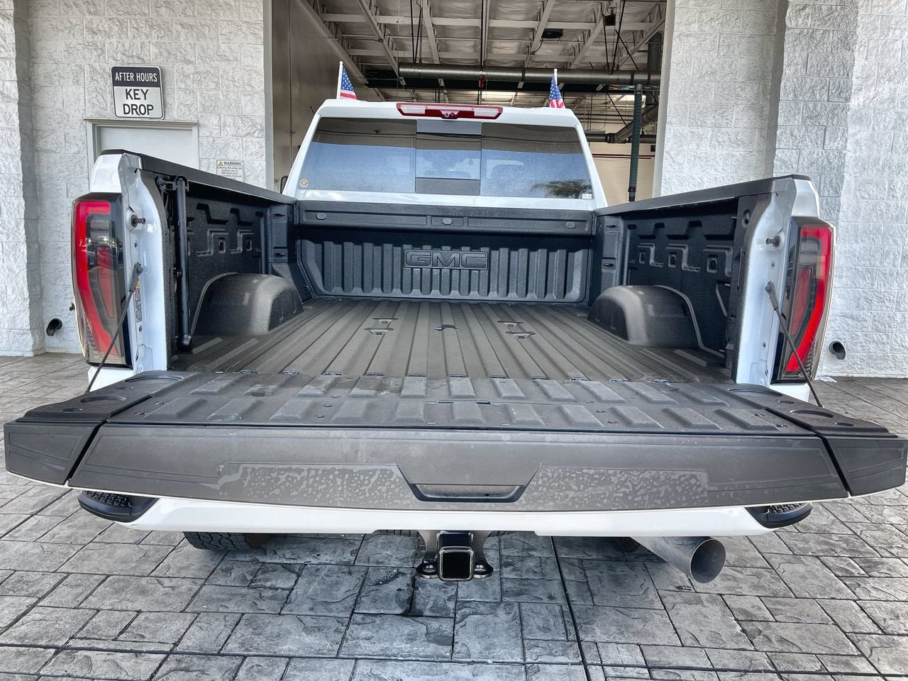 2025 GMC Sierra 2500 HD AT4