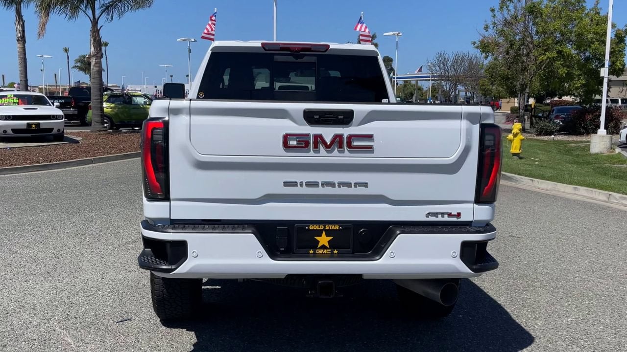 2025 GMC Sierra 2500 HD AT4
