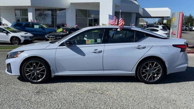 2023 Nissan Altima 2.0 SR