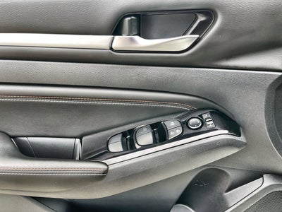 2023 Nissan Altima 2.0 SR