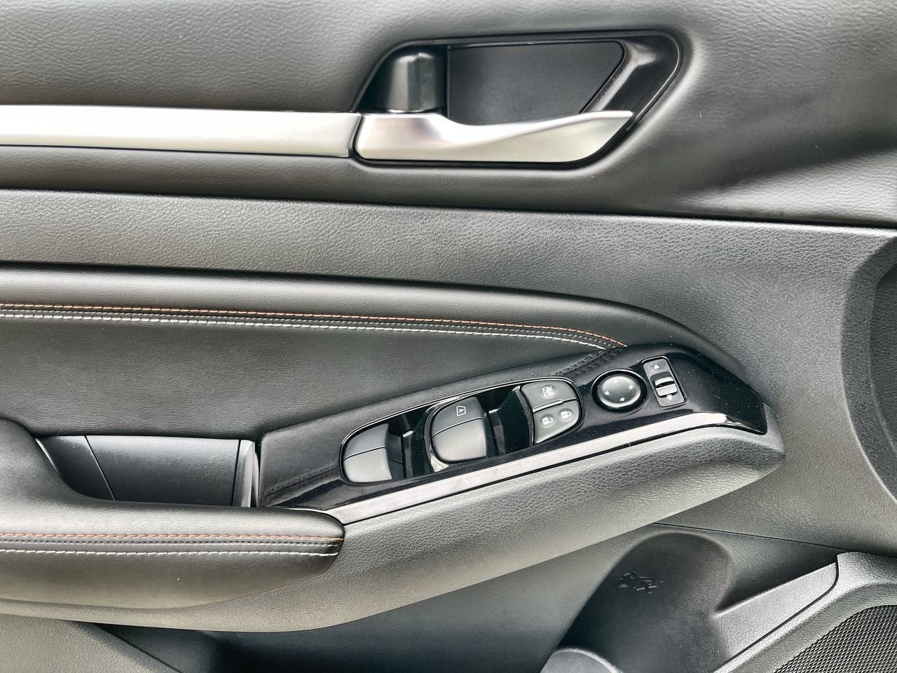 2023 Nissan Altima 2.0 SR