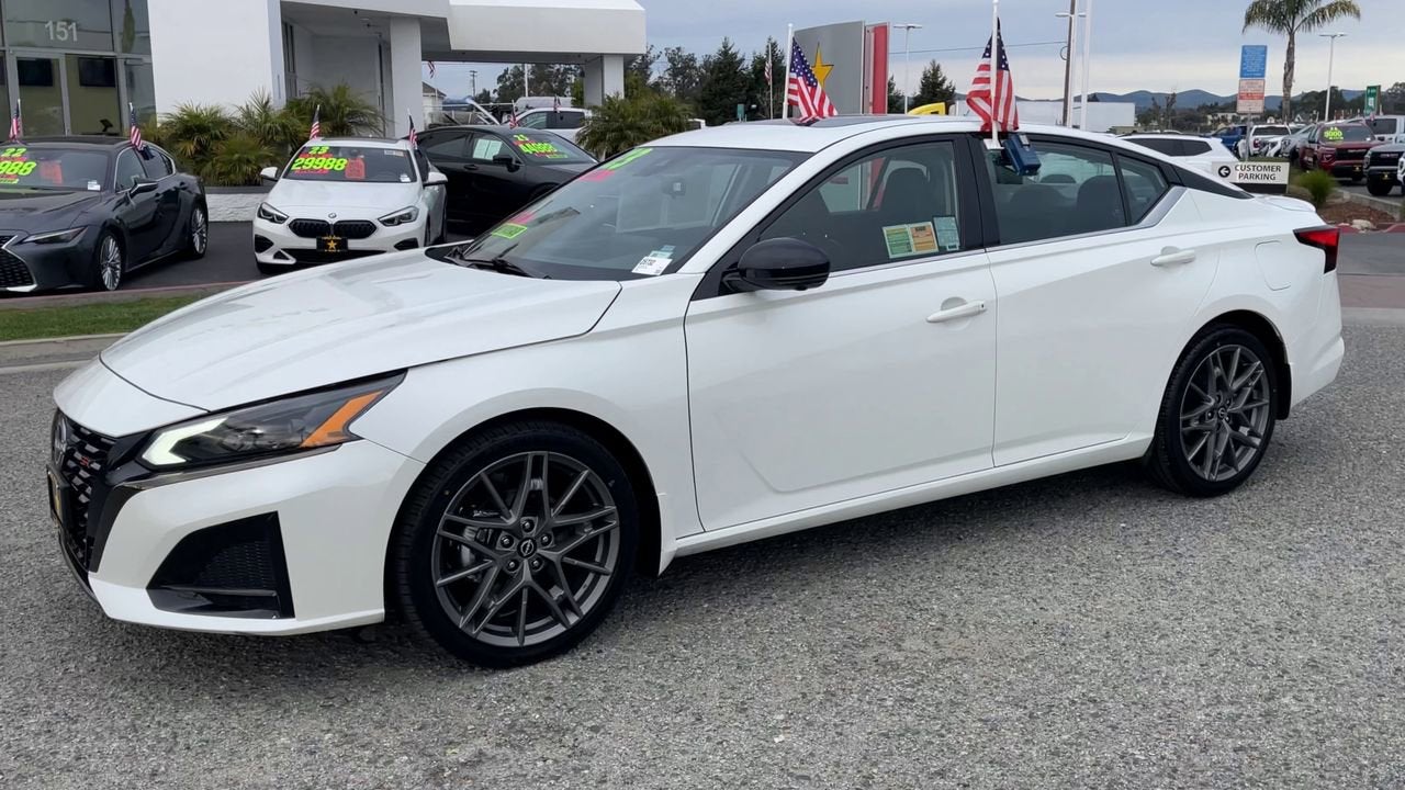 2023 Nissan Altima 2.0 SR