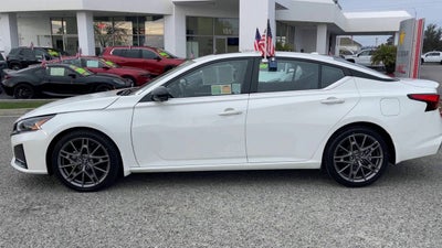 2023 Nissan Altima 2.0 SR