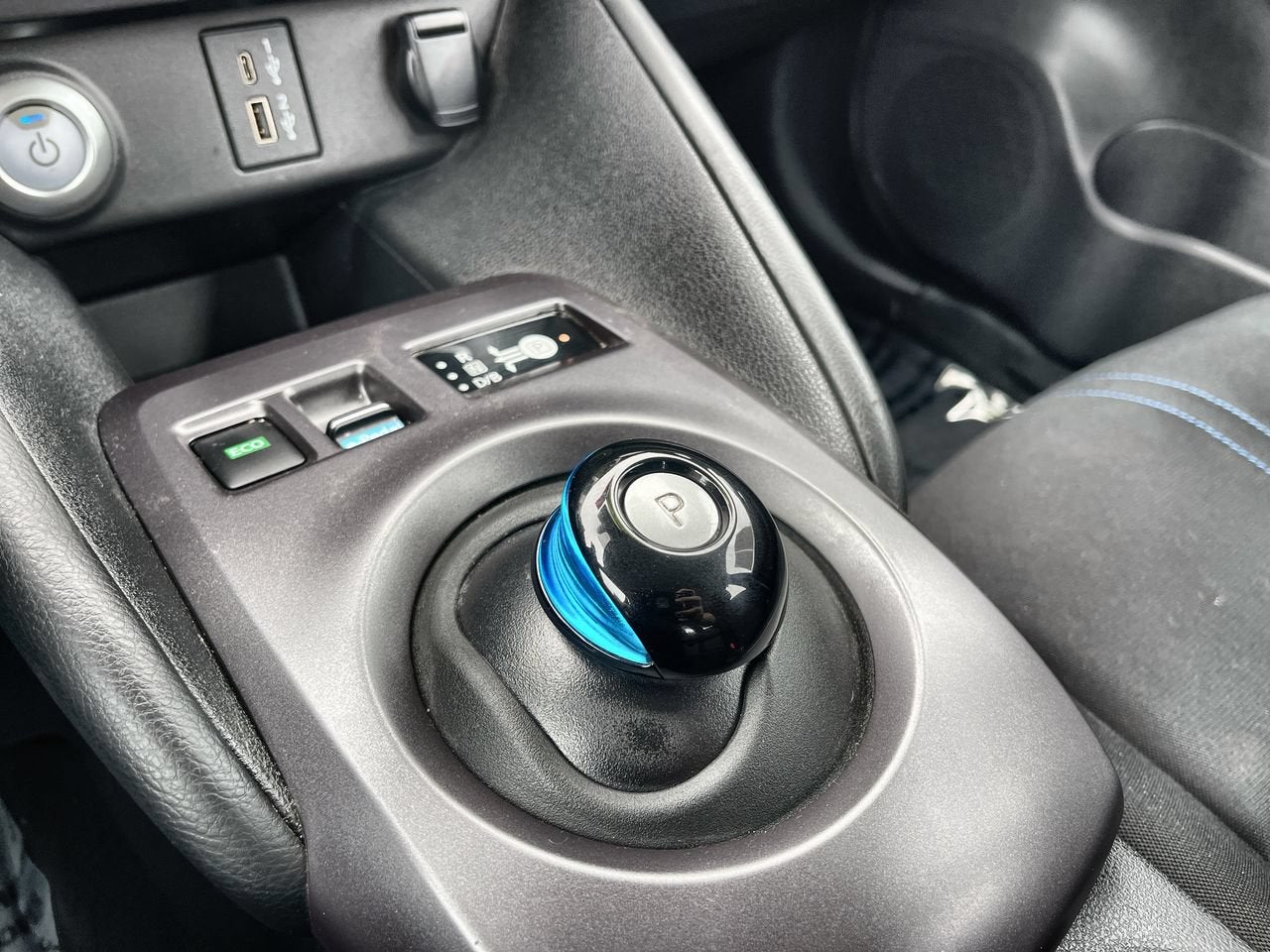 2024 Nissan LEAF S