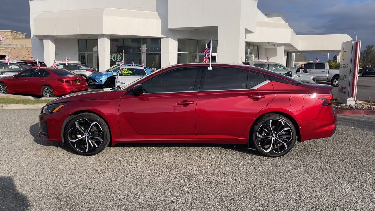 2023 Nissan Altima 2.5 SR