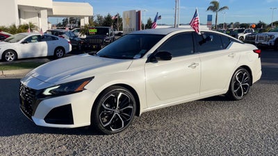 2023 Nissan Altima 2.5 SR
