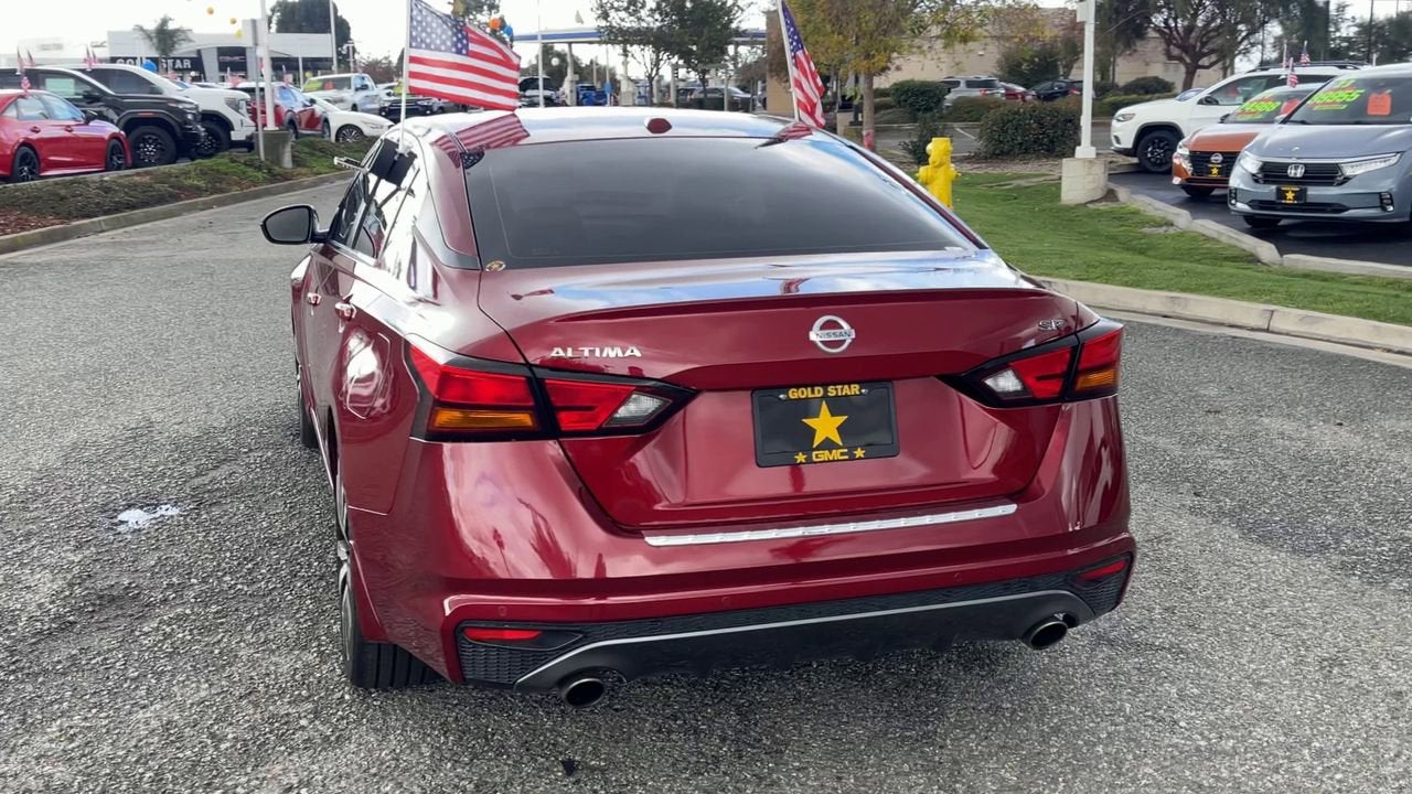 2022 Nissan Altima 2.5 SR