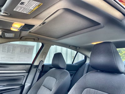 2022 Nissan Altima 2.5 SV