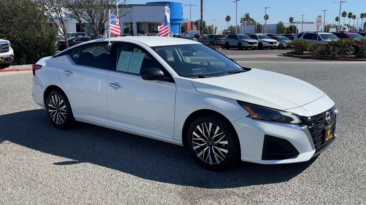 2025 Nissan Altima SV