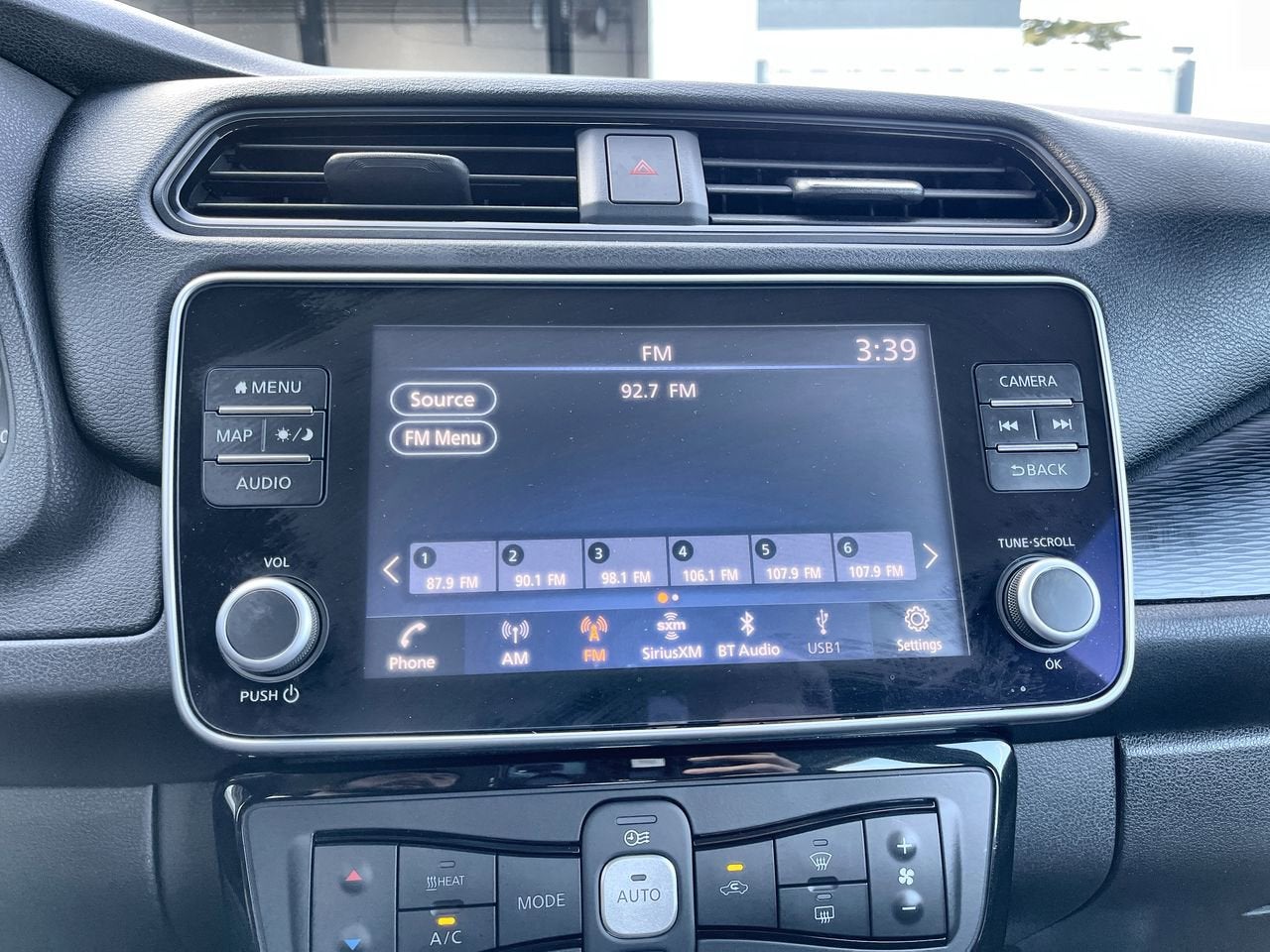 2024 Nissan LEAF SV PLUS