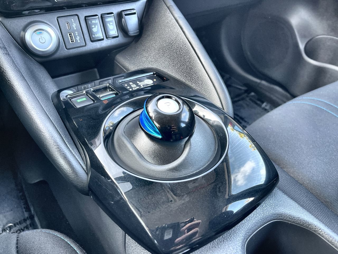 2024 Nissan LEAF SV PLUS