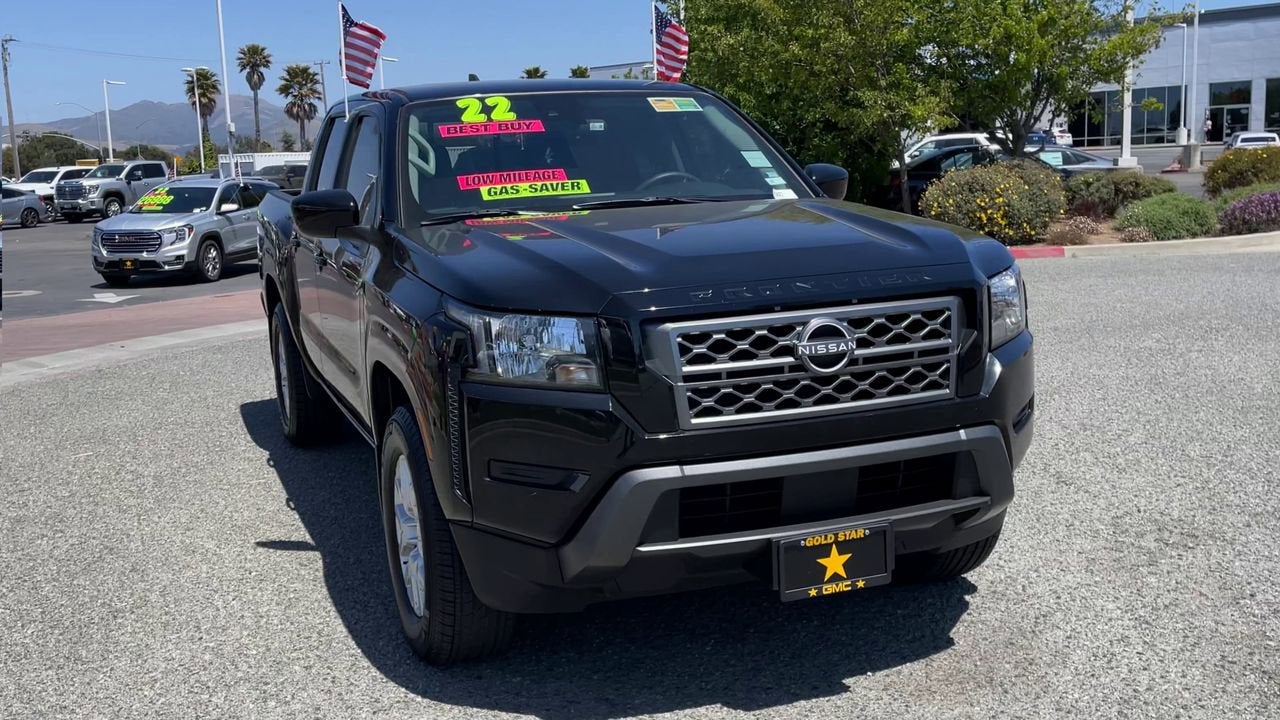 2022 Nissan Frontier SV