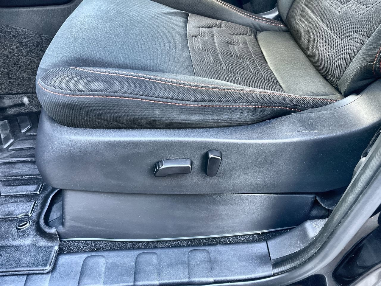 2023 Nissan Frontier PRO-X