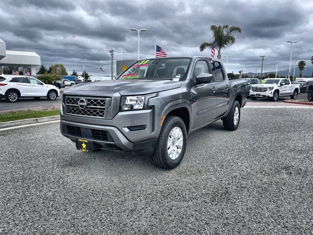 2023 Nissan Frontier SV