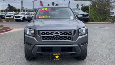2023 Nissan Frontier SV