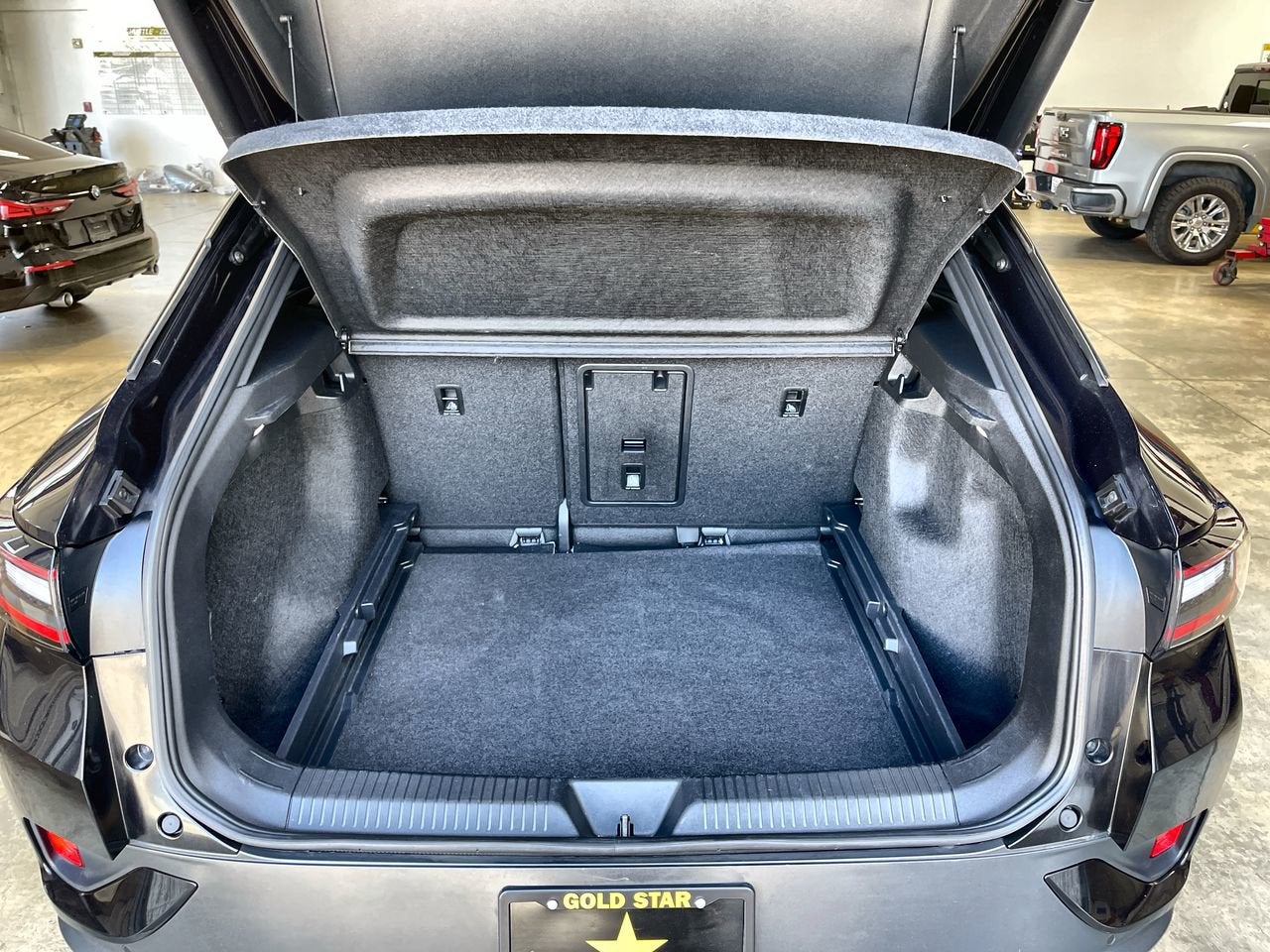2023 Volkswagen ID.4 S