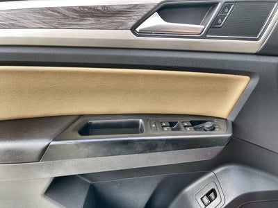 2020 Volkswagen Atlas Cross Sport 2.0T SE w/Technology