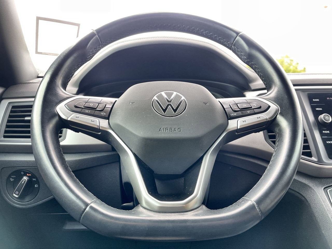 2020 Volkswagen Atlas Cross Sport 2.0T SE w/Technology