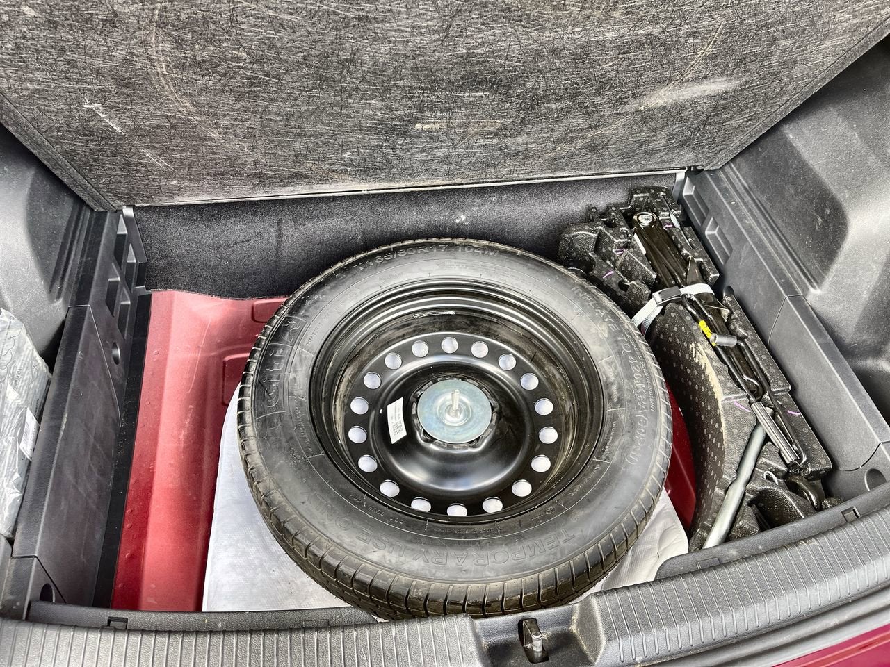 2020 Volkswagen Atlas Cross Sport 2.0T SE w/Technology