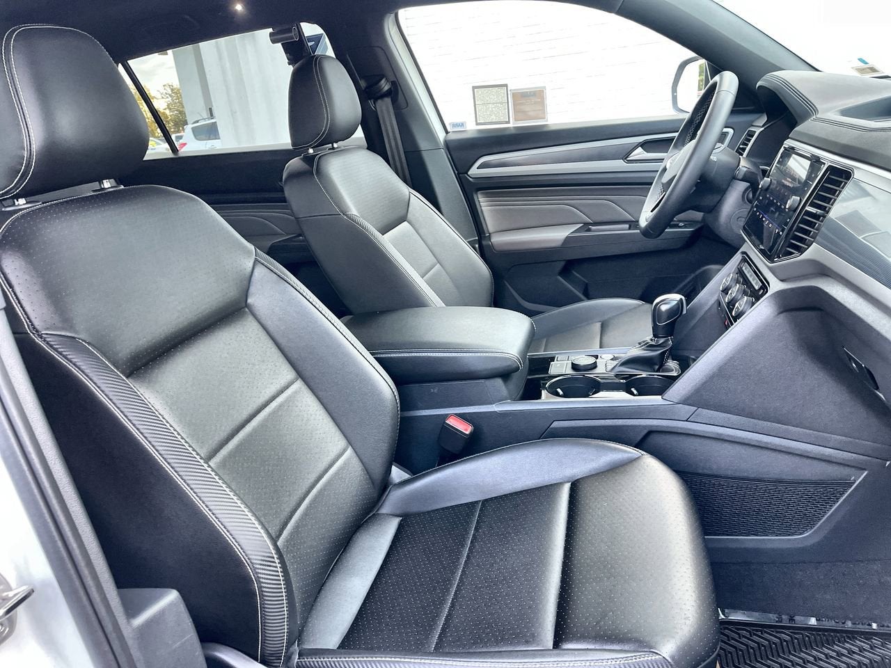 2023 Volkswagen Atlas Cross Sport 2.0T SEL