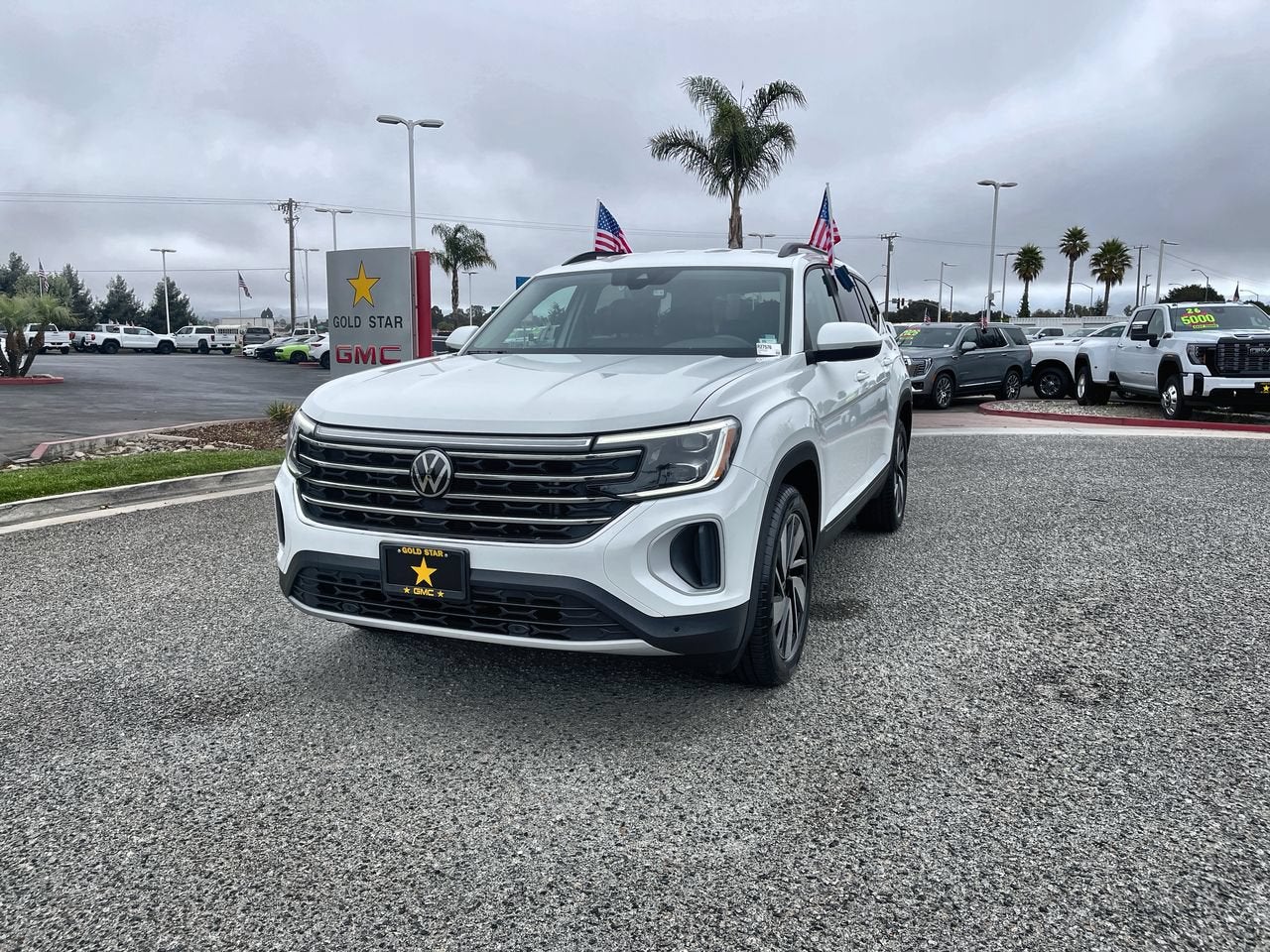 2024 Volkswagen Atlas 2.0T SE w/Technology