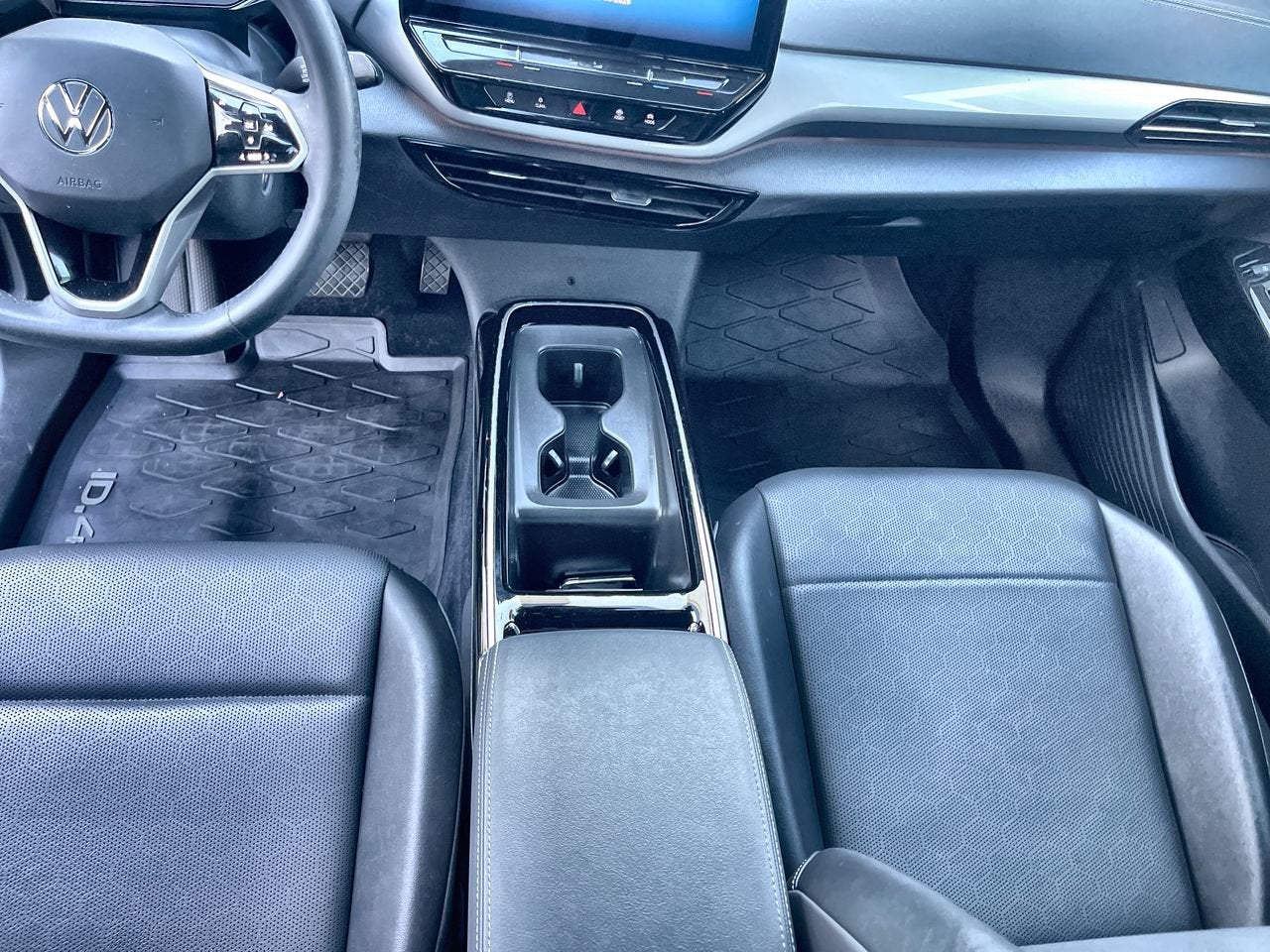2023 Volkswagen ID.4 Pro