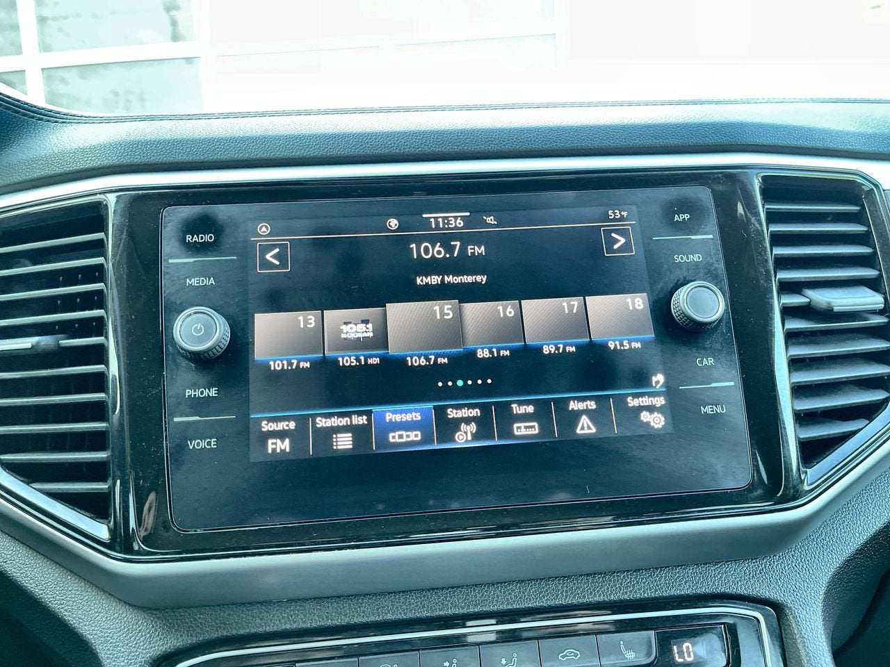 2022 Volkswagen Atlas 3.6L V6 SE w/Technology