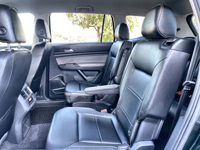 2022 Volkswagen Atlas 3.6L V6 SE w/Technology