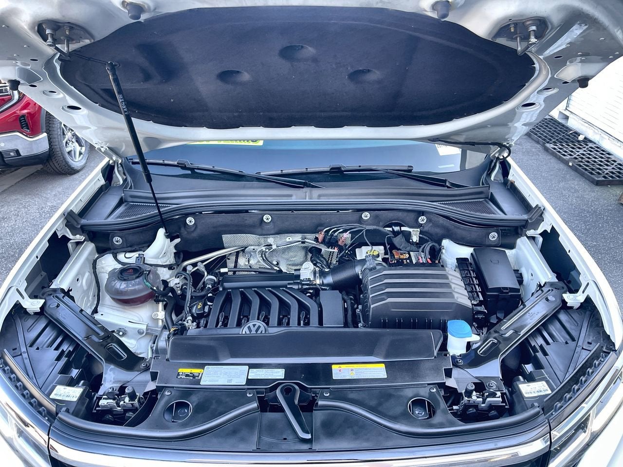 2023 Volkswagen Atlas 3.6L V6 SE w/Technology